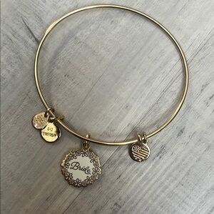 Gold 'Bride' Bangle Bracelet